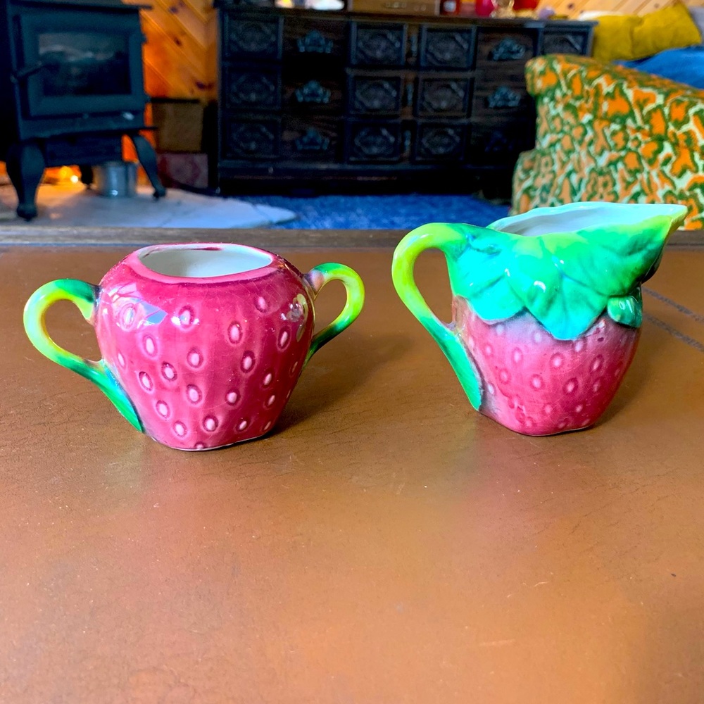Vintage Strawberry shaped Tea Set